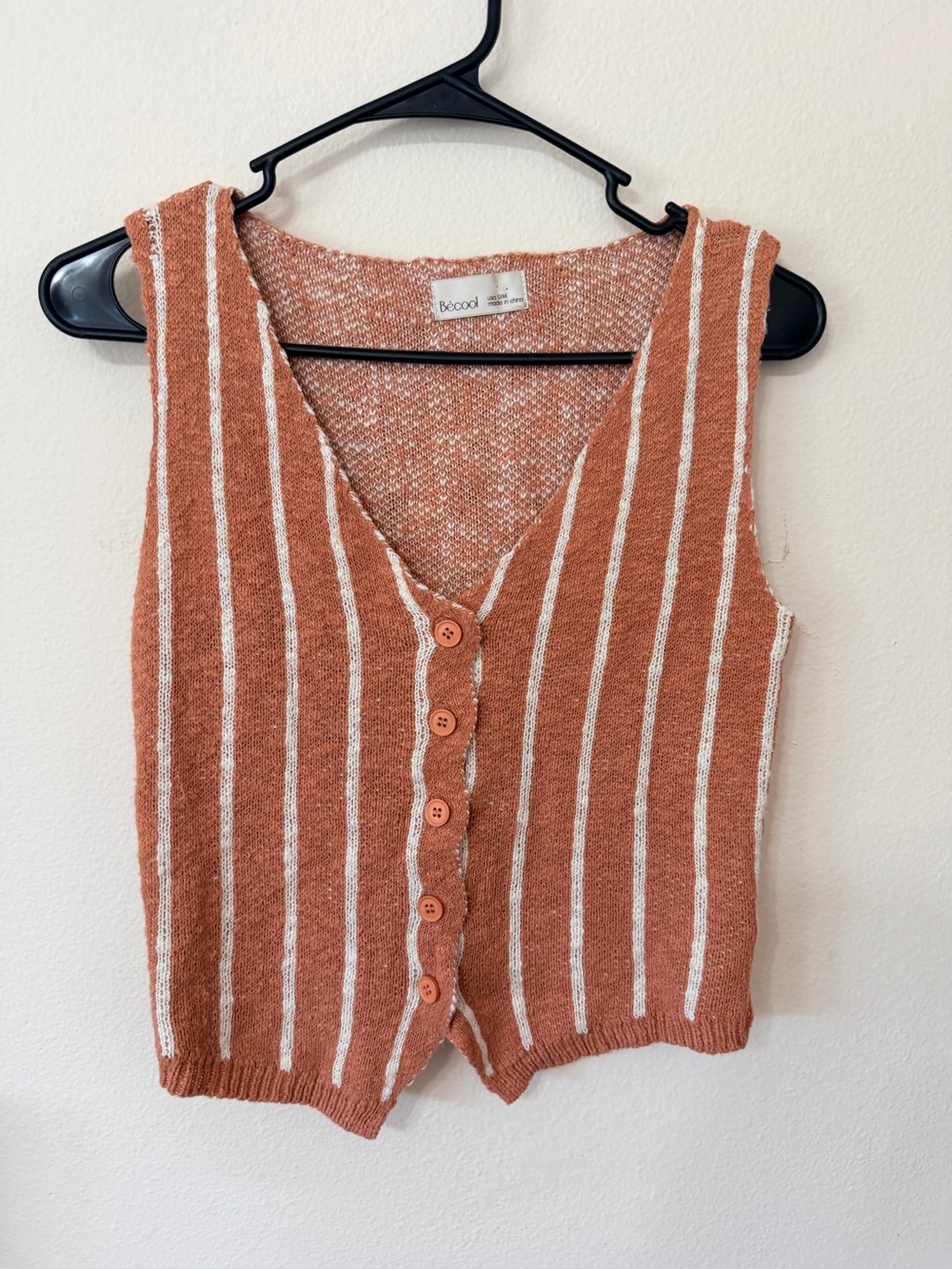 Be cool sweater vest size S/M